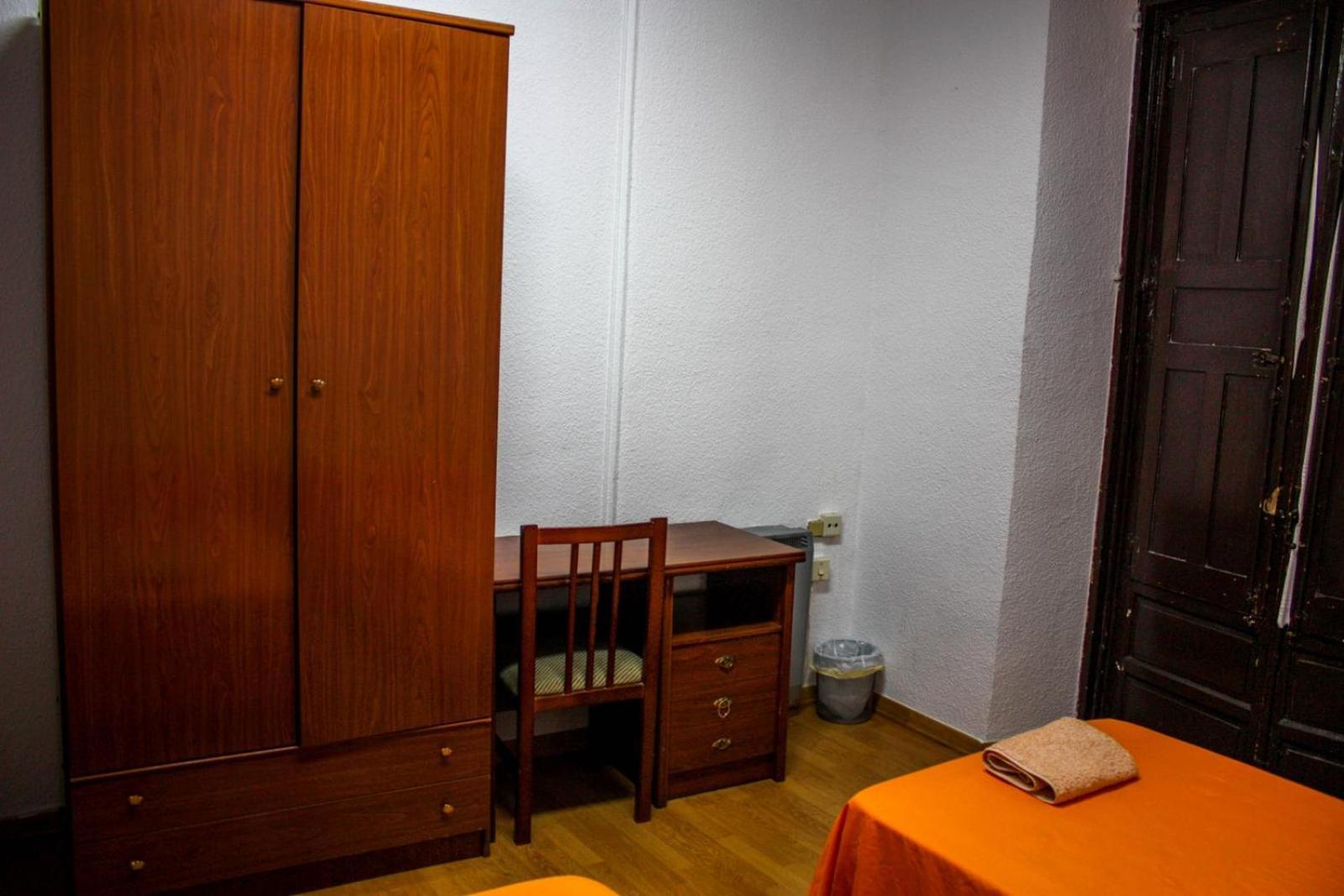 Residencia 14 Hotell Salamanca Exteriör bild