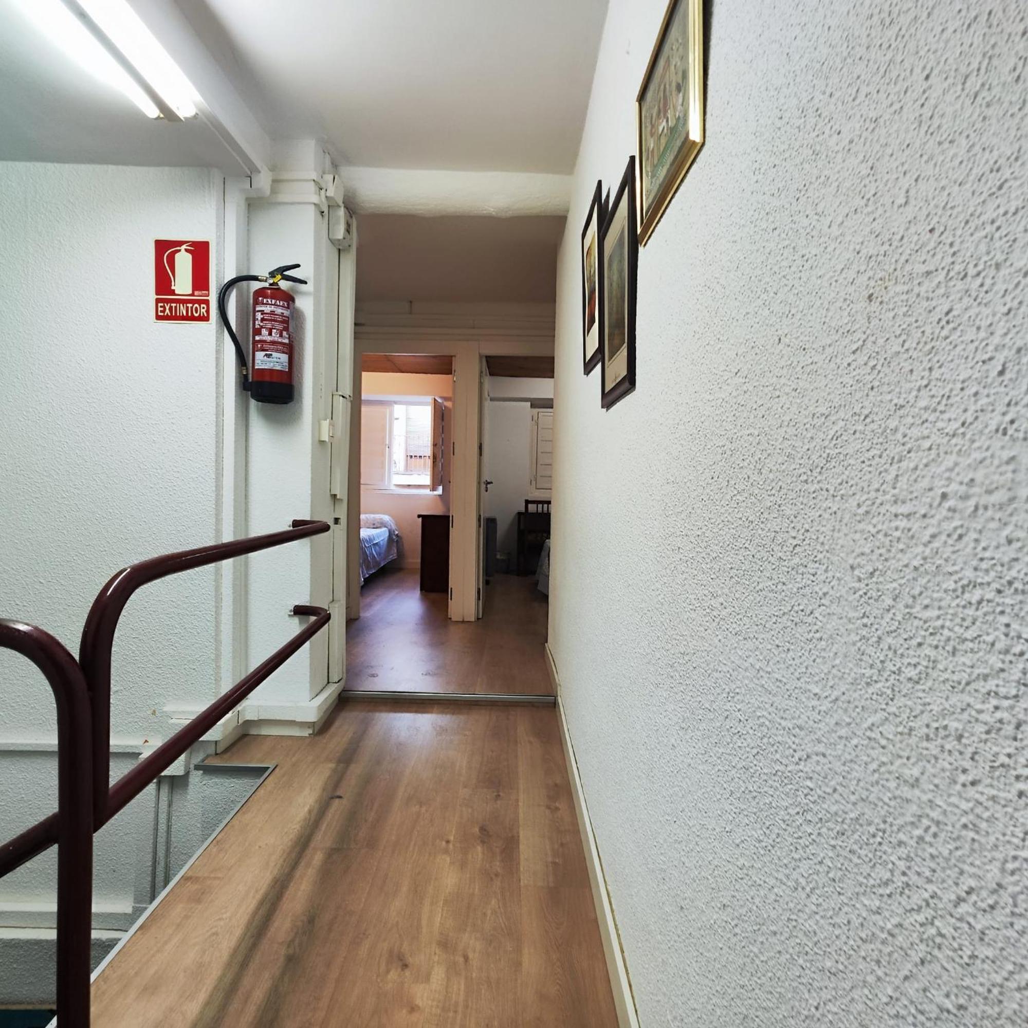 Residencia 14 Hotell Salamanca Exteriör bild